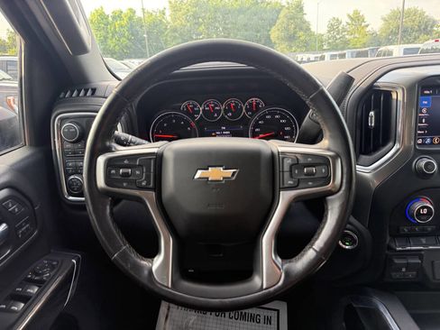 Used 2021 Chevrolet Silverado 2500 LTZ w/ LTZ Convenience Package AWD/4WD image 22