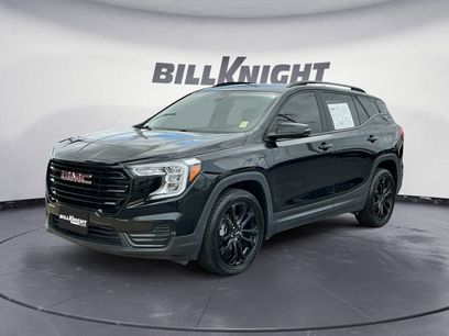Used 2022 GMC Terrain SLE w/ Driver Convenience Package