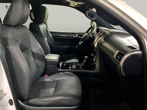 Used 2020 Lexus GX 460 Premium w/ Premium Package AWD/4WD image 7