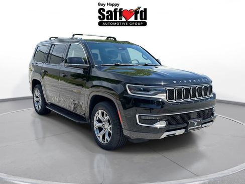 Used 2022 Jeep Wagoneer Series II AWD/4WD image 10