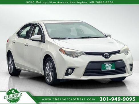 Used 2014 Toyota Corolla LE FWD image 1