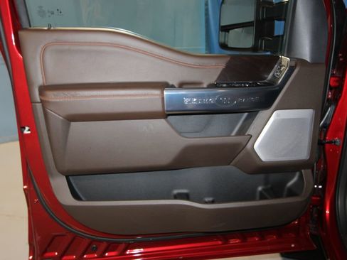 Used 2025 Ford F250 King Ranch w/ Chrome Package image 5