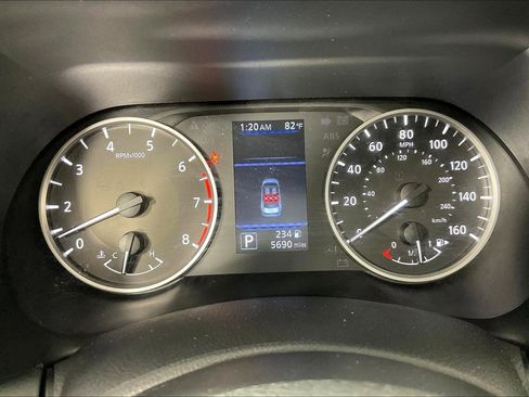 Used 2025 Nissan Sentra S FWD image 12