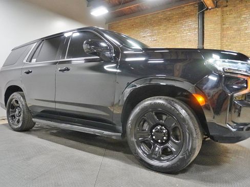 Used 2021 Chevrolet Tahoe 2WD w/ 1FL Safety Package image 8