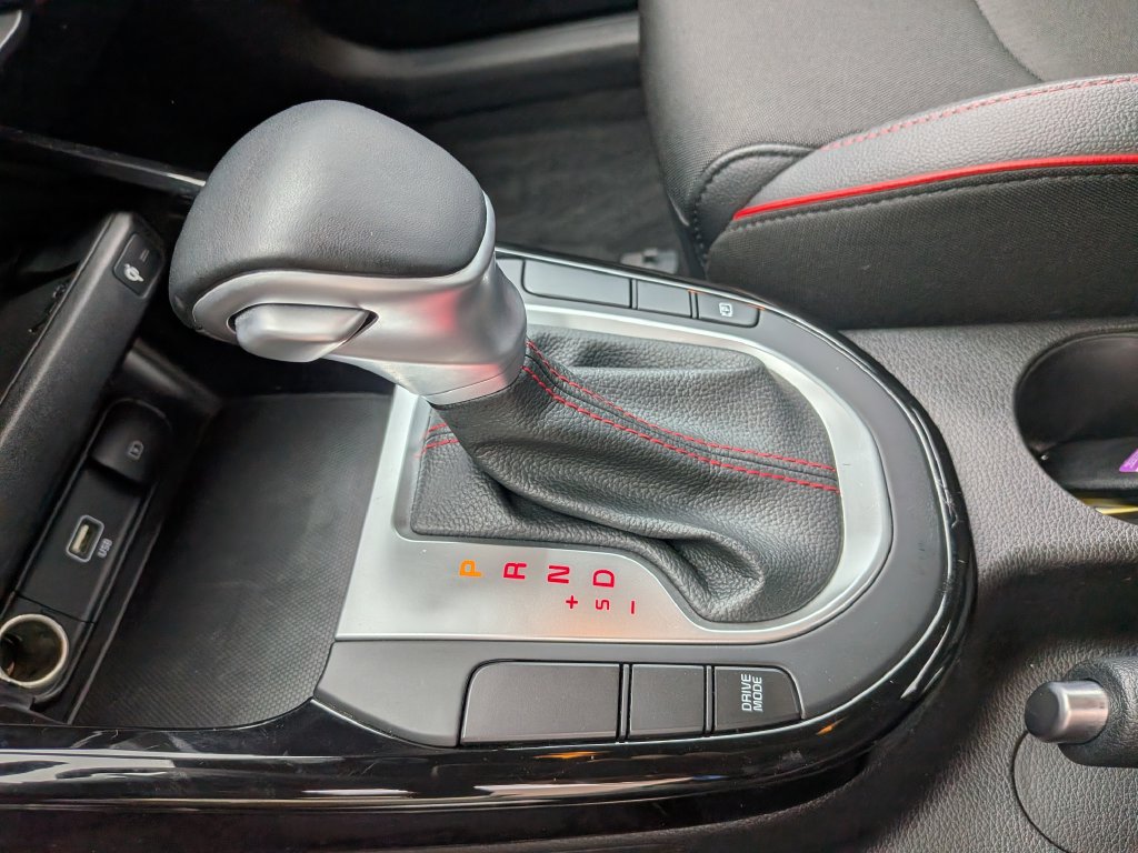 Used 2022 Kia Forte GT FWD image 16