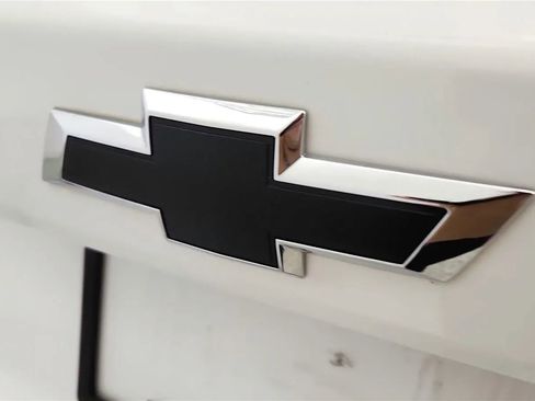 Used 2025 Chevrolet Trax ACTIV w/ Driver Confidence Package image 16