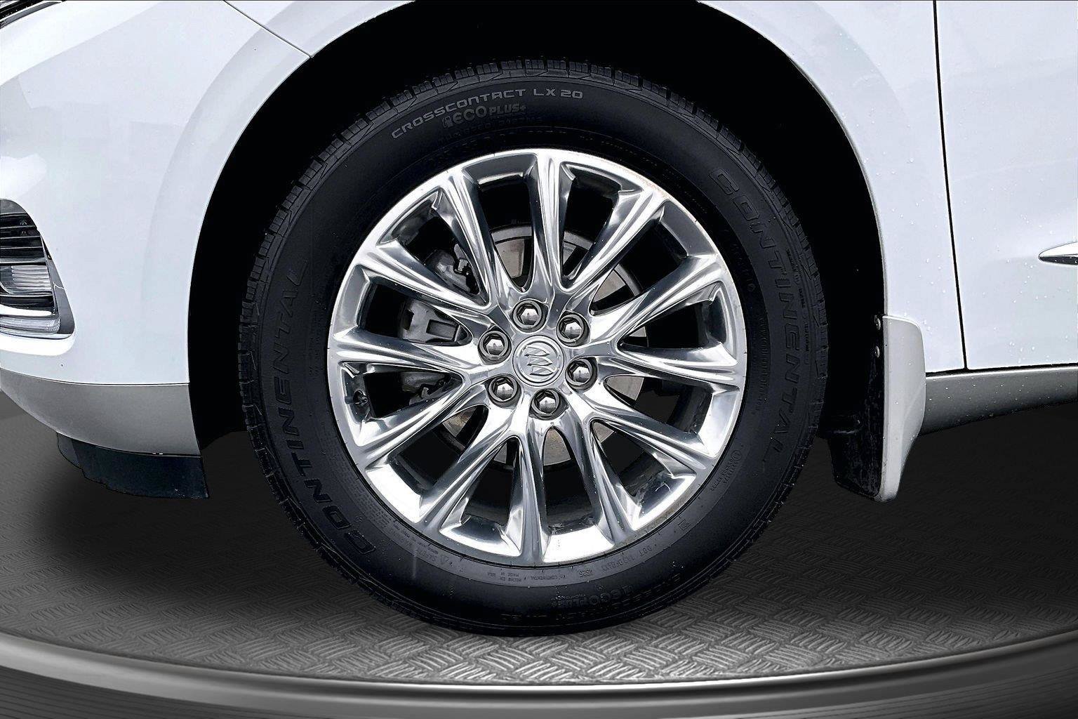Used 2021 Buick Enclave Essence w/ Sound and Sites Package AWD/4WD image 9