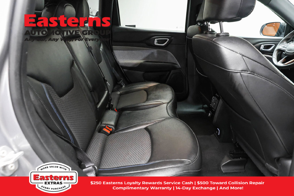 Used 2024 Jeep Compass Latitude AWD/4WD image 23