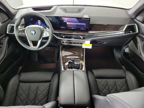 New 2026 BMW X5 xDrive40i AWD/4WD image 11