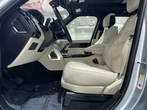 Used 2019 Land Rover Range Rover HSE AWD/4WD image 47