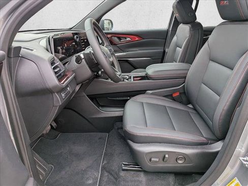 New 2026 Chevrolet Traverse Z71 w/ Driver Confidence Package image 15