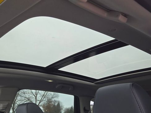 New 2026 Acura MDX SH-AWD image 27