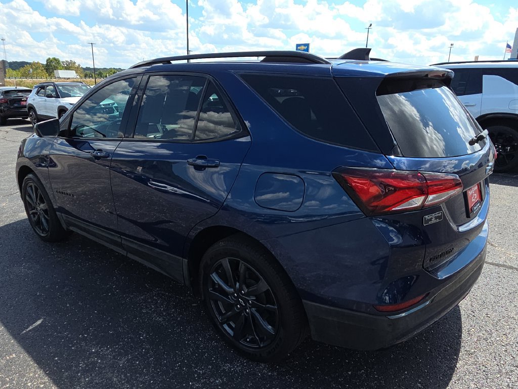 Used 2022 Chevrolet Equinox RS w/ LPO, Floor Liner Package FWD image 6