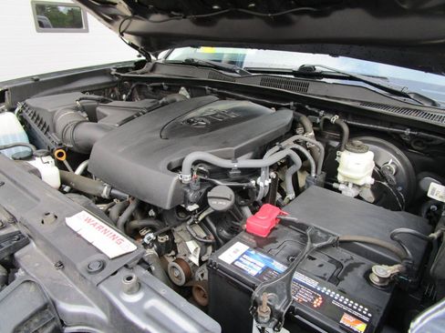 Used 2021 Toyota Tacoma SR w/ SX Package AWD/4WD image 6