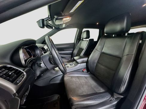 Used 2020 Jeep Grand Cherokee Altitude image 8
