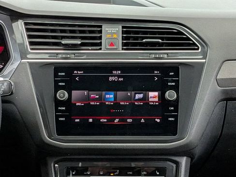 Used 2022 Volkswagen Tiguan SE R-Line AWD/4WD image 27