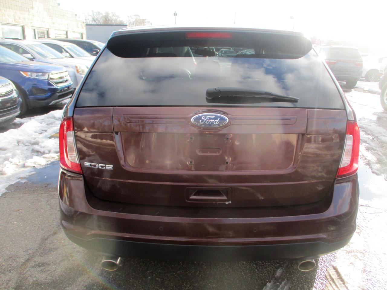 Used 2012 Ford Edge SE FWD image 6