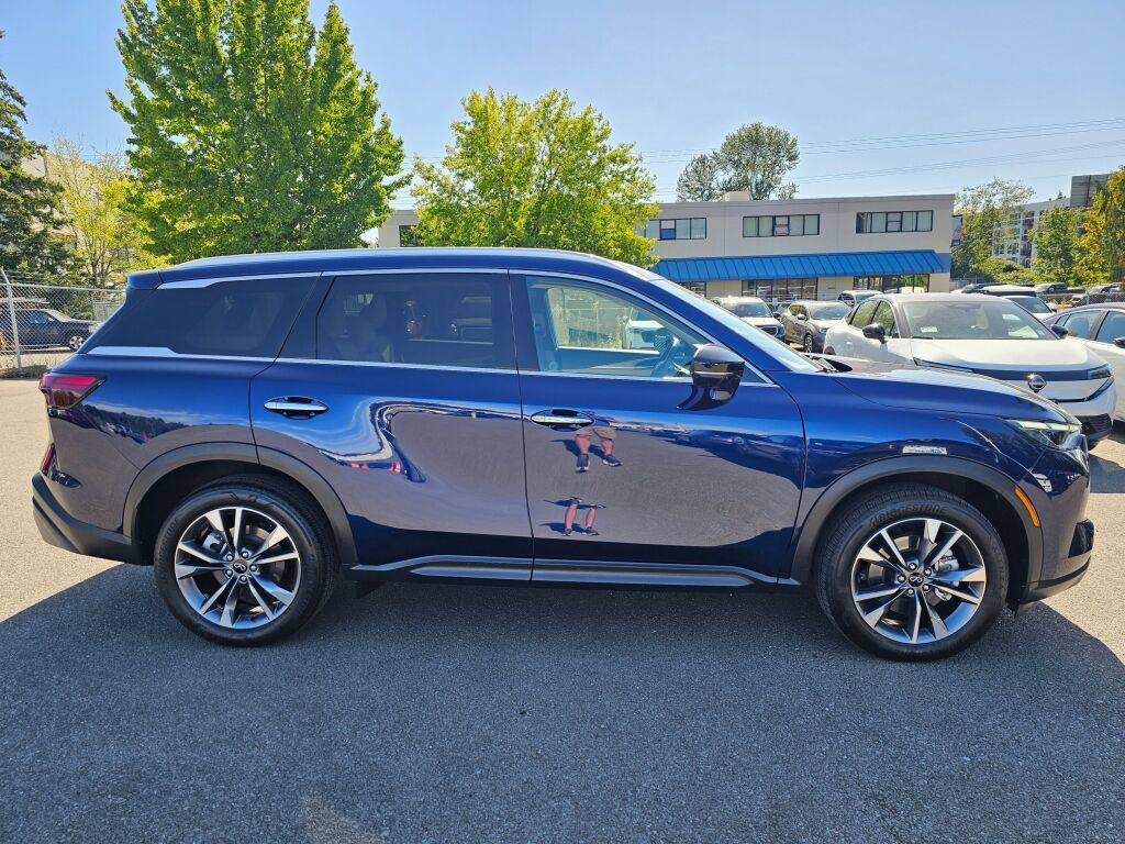 Used 2022 INFINITI QX60 Luxe AWD/4WD image 4