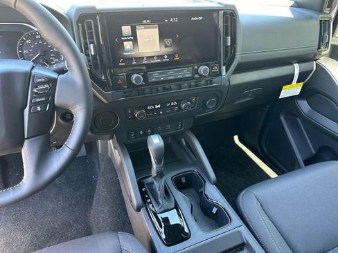 New 2026 Nissan Frontier SV w/ SV Convenience Package RWD image 23