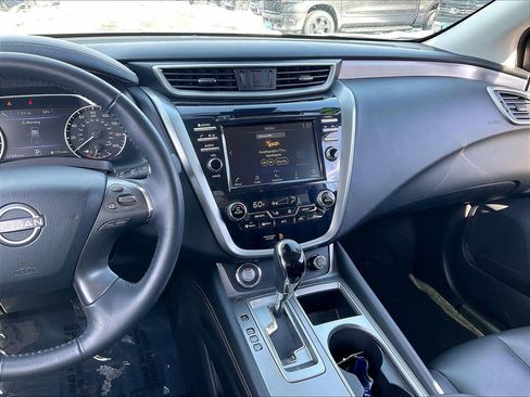 Used 2024 Nissan Murano SV image 17