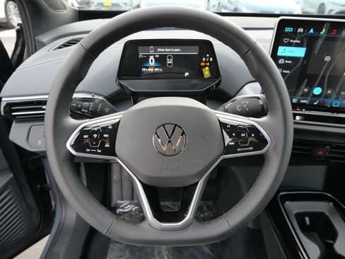 New 2026 Volkswagen ID.4 Pro image 9