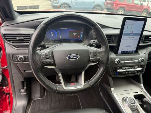 Used 2020 Ford Explorer ST w/ ST Street Pack AWD/4WD image 15