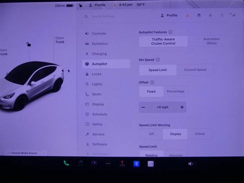 Used 2022 Tesla Model Y Performance AWD/4WD image 14