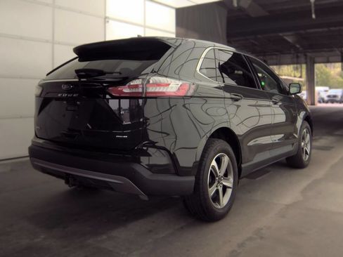 Used 2024 Ford Edge SEL w/ Convenience Package AWD/4WD image 5