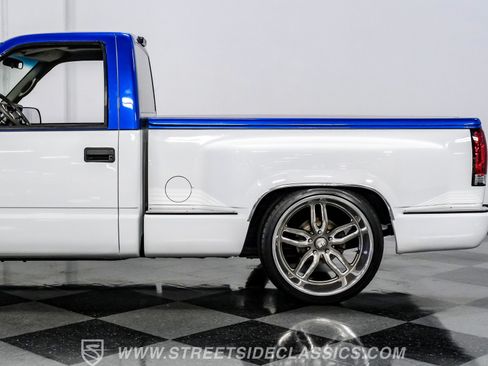 Used 1997 Chevrolet Silverado 1500 2WD Regular Cab image 24