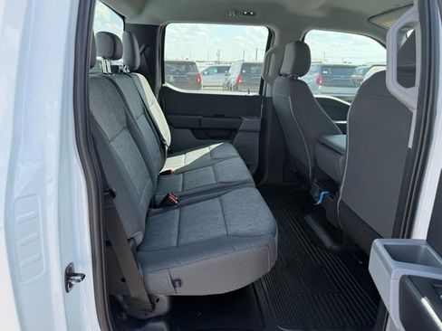 New 2026 Ford F250 XL w/ XL Chrome Package image 10