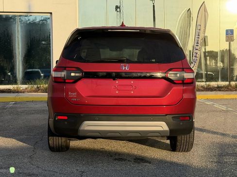 Used 2025 Honda Pilot EX-L image 6