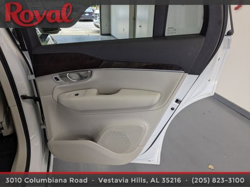 Used 2019 Volvo XC90 T6 Momentum w/ Advanced Package AWD/4WD image 9