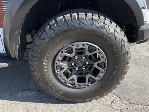 Used 2025 Ford F150 Raptor w/ Equipment Group 803A Raptor R image 12