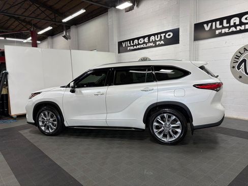 Used 2021 Toyota Highlander Limited AWD/4WD image 9