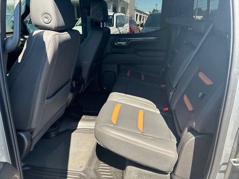 Used 2024 GMC Sierra 1500 AT4 w/ Technology Package AWD/4WD image 23