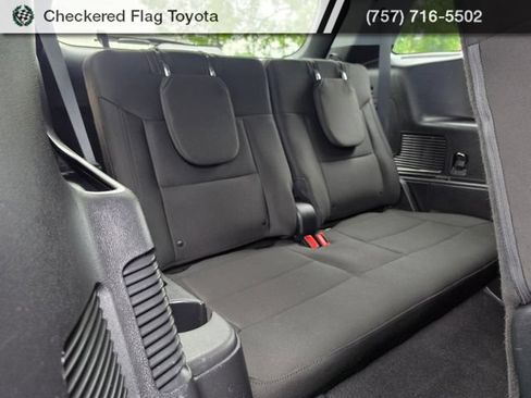 Used 2021 Ford Explorer XLT RWD image 49