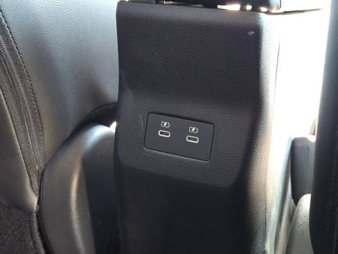Used 2026 Nissan Kicks SR w/ SR Premium Package AWD/4WD image 11