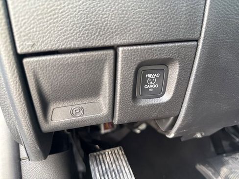 New 2025 RAM 2500 Tradesman image 28