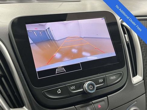 Used 2024 Chevrolet Malibu LT FWD image 32