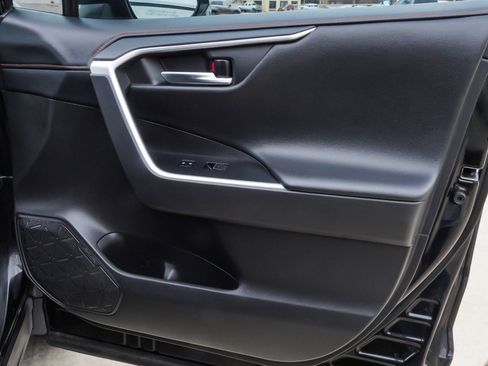 Used 2022 Toyota RAV4 Adventure image 27