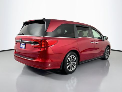 Certified 2024 Honda Odyssey EX-L image 5