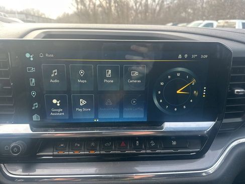 Certified 2023 Chevrolet Silverado 1500 High Country w/ Z71 Off-Road Package image 21