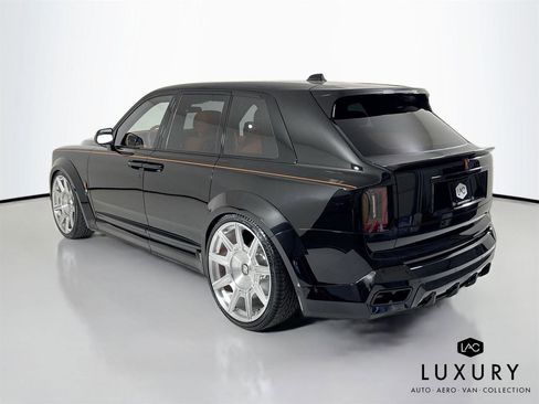 Used 2026 Rolls-Royce Cullinan image 8