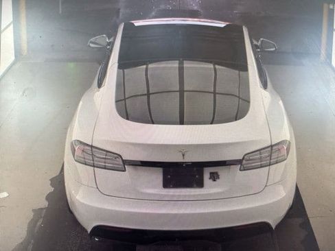 Used 2022 Tesla Model S AWD/4WD image 11