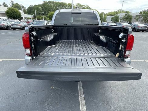 Used 2023 Toyota Tacoma SR5 w/ Technology Package AWD/4WD image 12