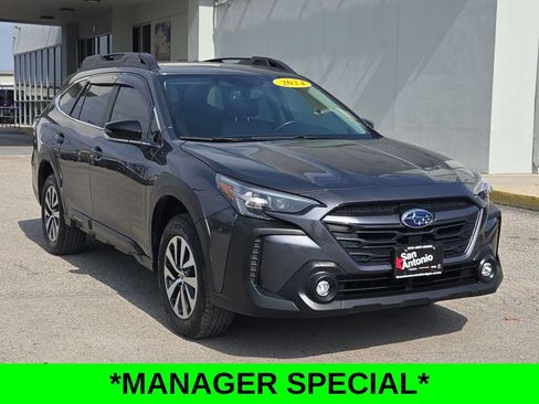 Used 2024 Subaru Outback Premium image 2