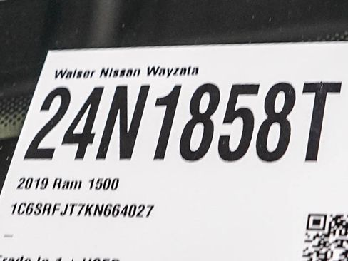Used 2019 RAM 1500 Laramie AWD/4WD image 30