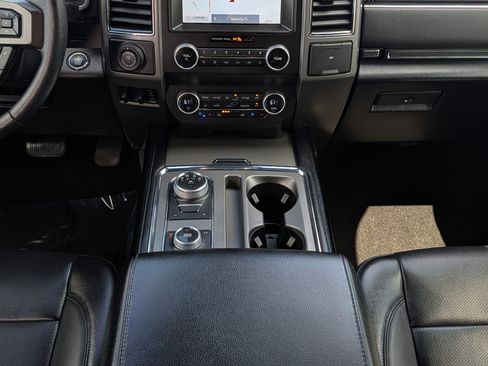 Used 2020 Ford Expedition XLT w/ Equipment Group 202A image 21