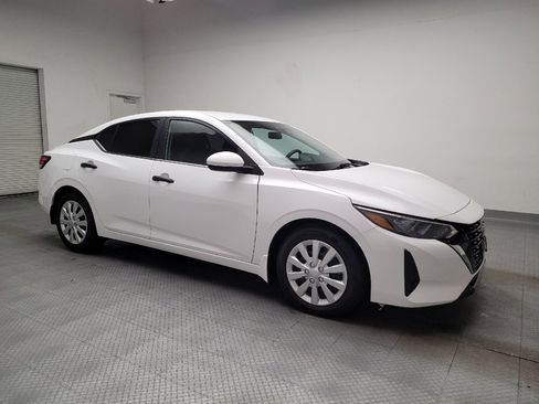 Used 2024 Nissan Sentra S image 11