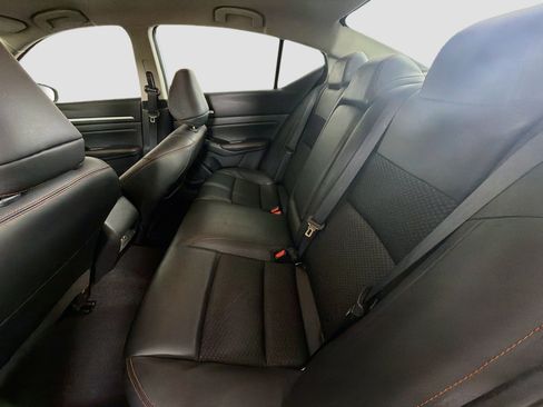 Used 2024 Nissan Altima 2.5 SR FWD image 25